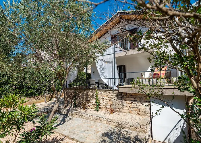 Dolphin יאדריה